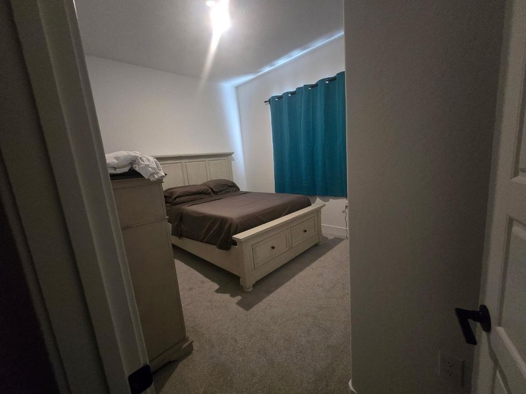 Image 47 of property listing at 702 Atlantica Drive S, Madera, CA 93636