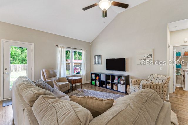 7 Pritchard Farms Rd, Bluffton, SC 29910