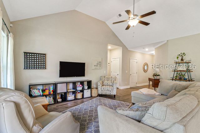 7 Pritchard Farms Rd, Bluffton, SC 29910