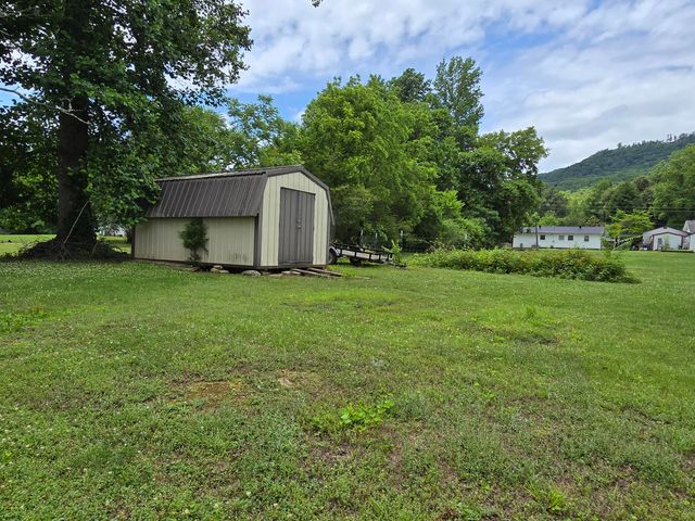 191 1st Avenue, Dunlap, TN 37327