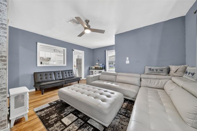 221 AVENUE F SE, Winter Haven, FL 33880