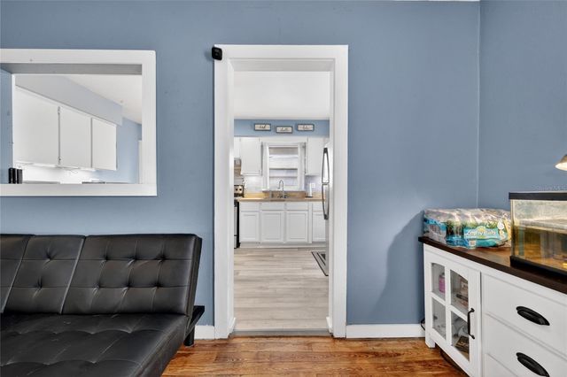 221 AVENUE F SE, Winter Haven, FL 33880