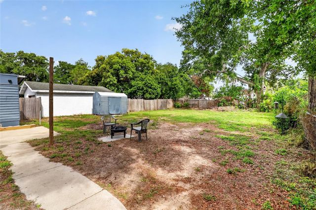 221 AVENUE F SE, Winter Haven, FL 33880