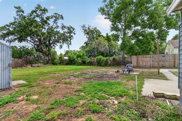 221 AVENUE F SE, Winter Haven, FL 33880