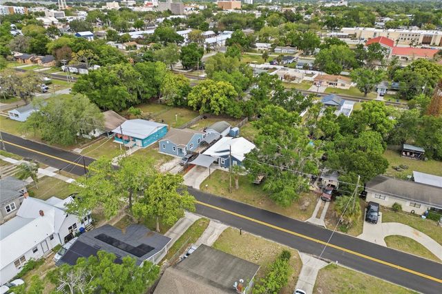 221 AVENUE F SE, Winter Haven, FL 33880