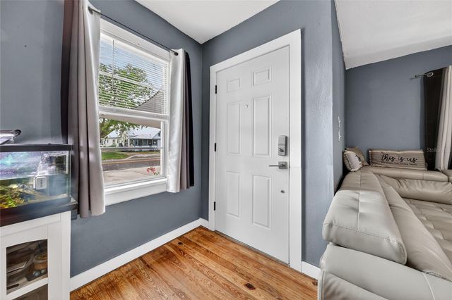 221 AVENUE F SE, Winter Haven, FL 33880