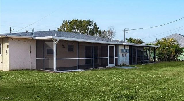 503 NE 24th PL, Cape Coral, FL 33909