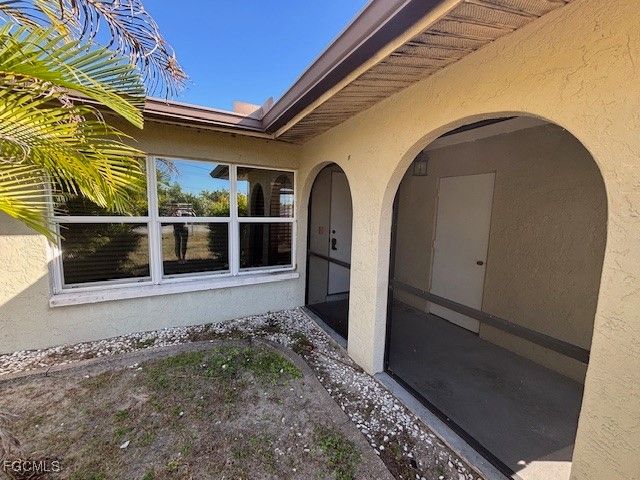 503 NE 24th PL, Cape Coral, FL 33909