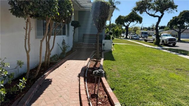 1048 E 45th Way, Long Beach, CA 90807