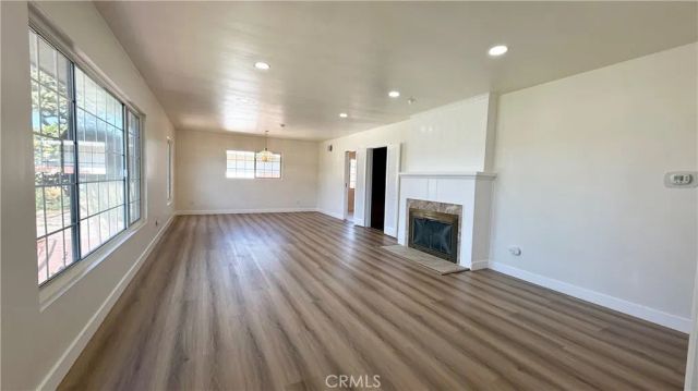 1048 E 45th Way, Long Beach, CA 90807