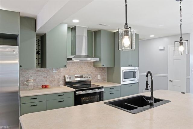 814 Burton ST, Hampton, VA 23666