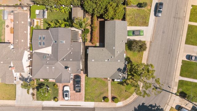 929 Capistrano Drive, Salinas, CA 93901