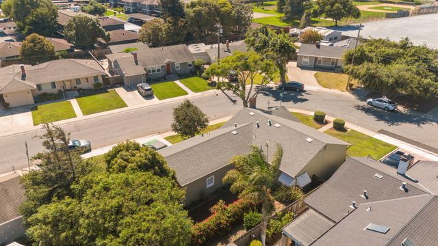929 Capistrano Drive, Salinas, CA 93901