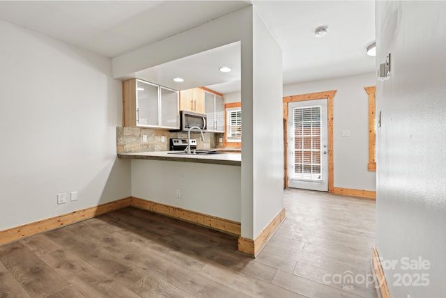 636 Chipley Avenue 6, Charlotte, NC 28205