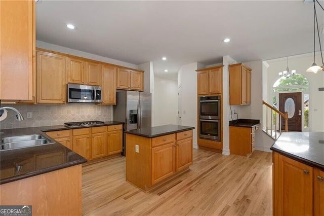 925 York Cove, Milton, GA 30004