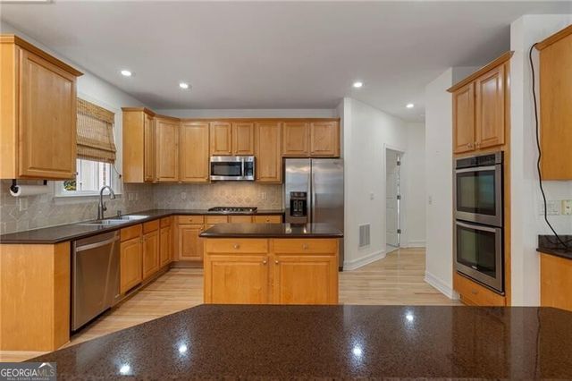 925 York Cove, Milton, GA 30004