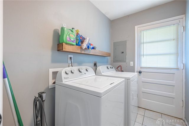 5933 Carnation Road, West Carrollton, OH 45449