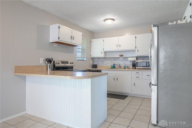 5933 Carnation Road, West Carrollton, OH 45449