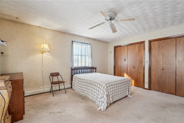 4565 Alice Road, Center Point, IA 52213