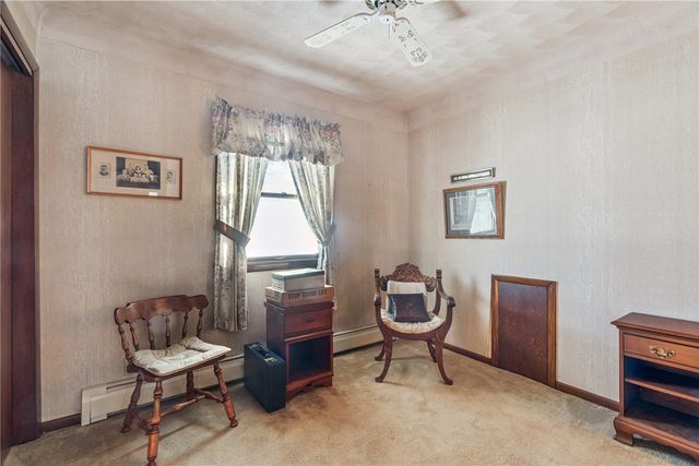 4565 Alice Road, Center Point, IA 52213