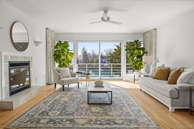 14 Old Colony Drive, Larchmont, NY 10538