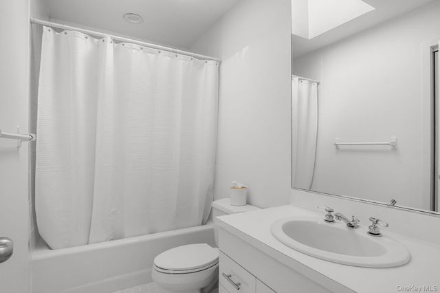 14 Old Colony Drive, Larchmont, NY 10538