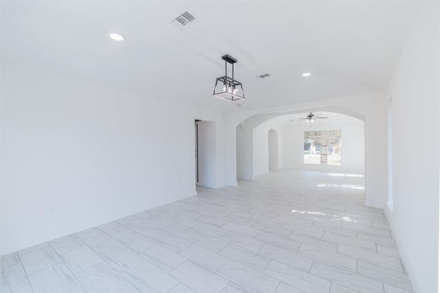 2122 Maple Circle, Rosenberg, TX 77471