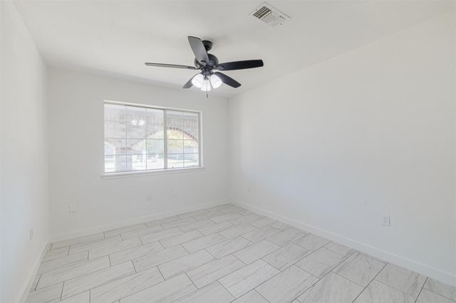 2122 Maple Circle, Rosenberg, TX 77471