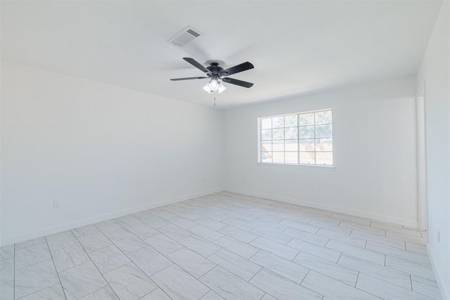 2122 Maple Circle, Rosenberg, TX 77471