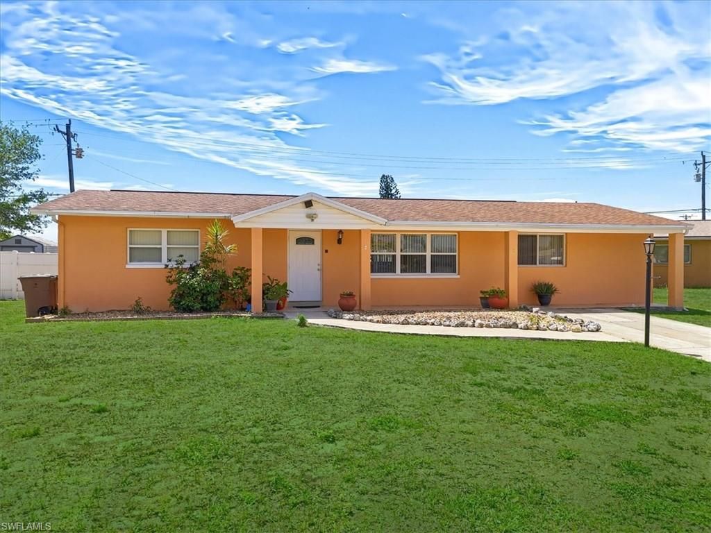 1524 Markdale ST E, LEHIGH ACRES, FL 33936 — photo 2