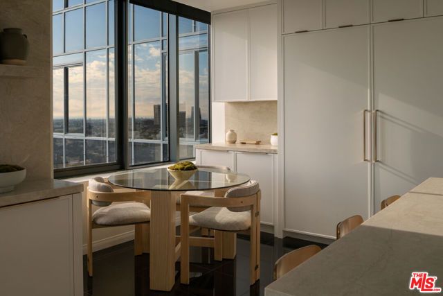 10724 Wilshire Boulevard 1501, Los Angeles, CA 90024