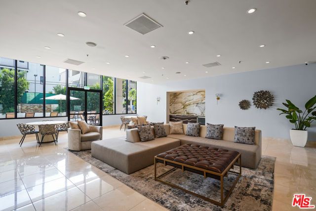 10724 Wilshire Boulevard 1501, Los Angeles, CA 90024