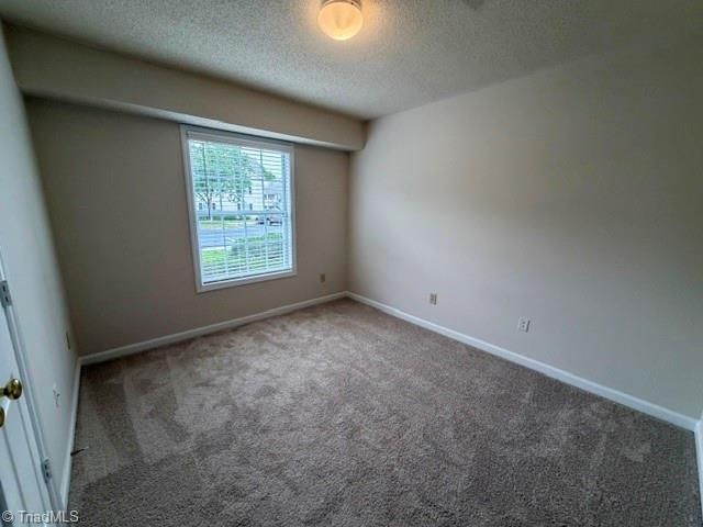 7129 Friendly Avenue D, Greensboro, NC 27410