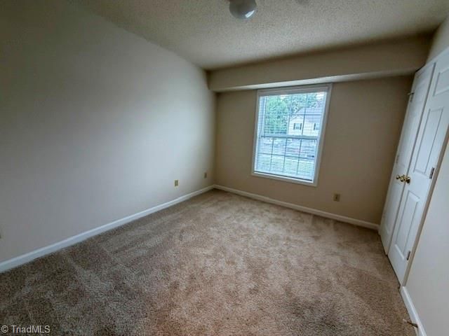 7129 Friendly Avenue D, Greensboro, NC 27410