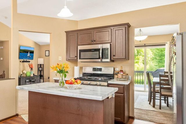 22363 Jed Drive, Rogers, MN 55374