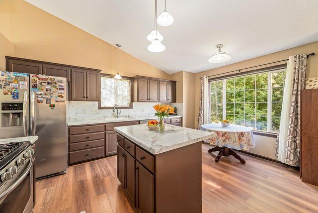 22363 Jed Drive, Rogers, MN 55374