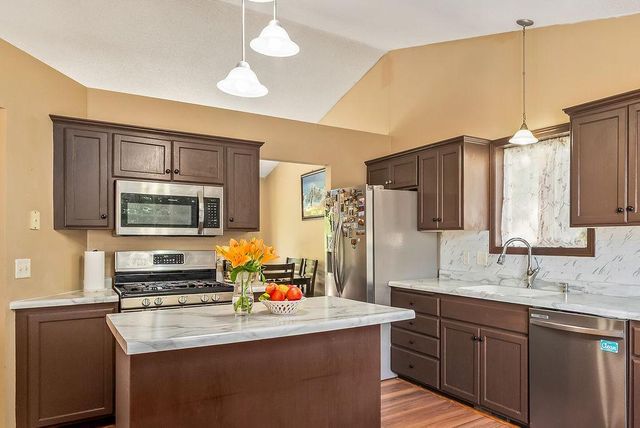 22363 Jed Drive, Rogers, MN 55374