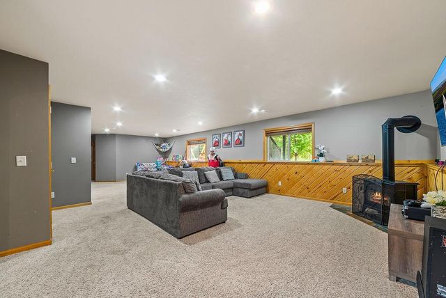 22363 Jed Drive, Rogers, MN 55374