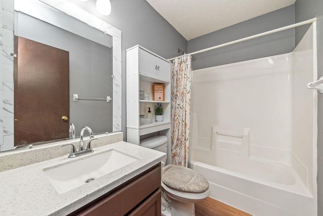 22363 Jed Drive, Rogers, MN 55374