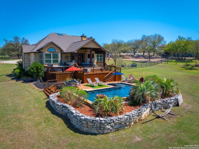 1471 DECANTER DR, New Braunfels, TX 78132