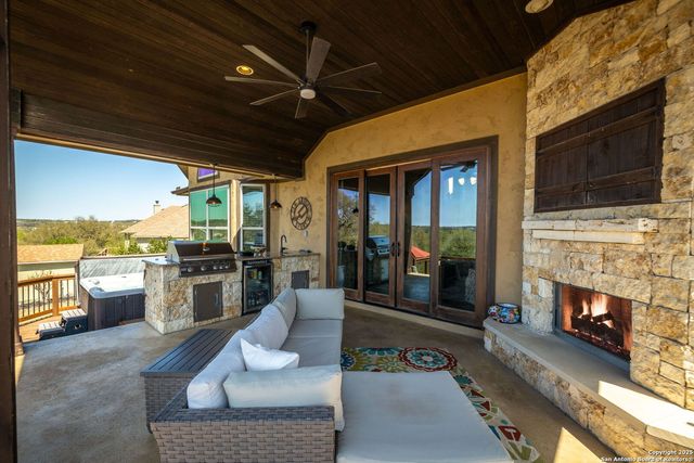 1471 DECANTER DR, New Braunfels, TX 78132