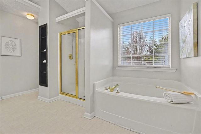 3184 Elmwood Court, Atlanta, GA 30349