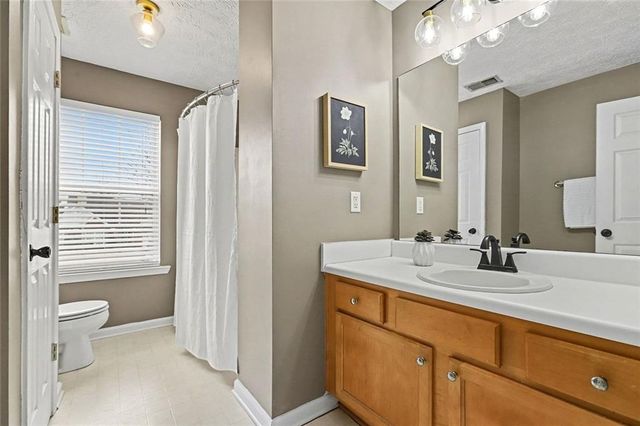 3184 Elmwood Court, Atlanta, GA 30349