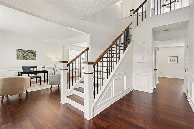 3184 Elmwood Court, Atlanta, GA 30349