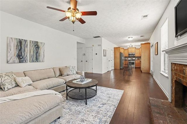 3184 Elmwood Court, Atlanta, GA 30349