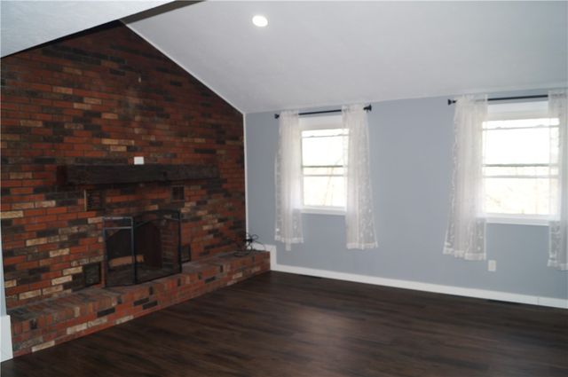 412 Jane St, Jeannette, PA 15644