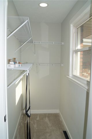 412 Jane St, Jeannette, PA 15644