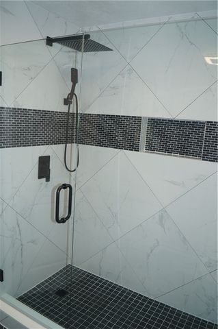 412 Jane St, Jeannette, PA 15644