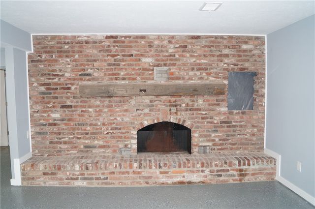 412 Jane St, Jeannette, PA 15644