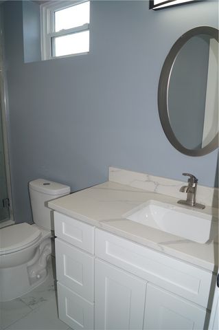 412 Jane St, Jeannette, PA 15644